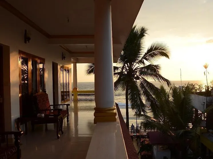 Hotel Sea View Palace - The Beach Hotel Kovalam